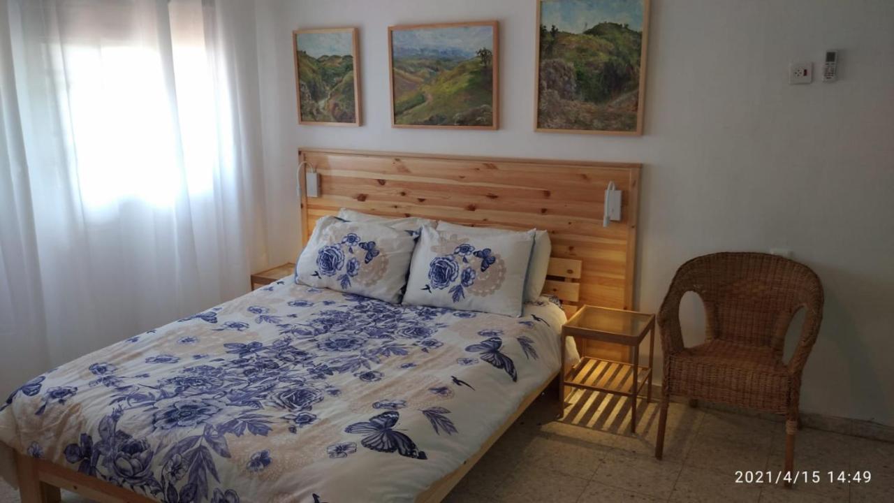 Jordan Valley One Room Apartment Menahemya Экстерьер фото